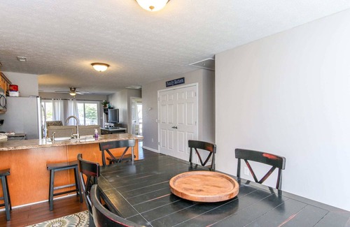 Leesburg House | House #53 Flip Flop Inn (no pets)