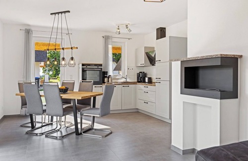 Am Salzhaff House | House 6 "Haffbrise - Holiday home with sauna and fireplace