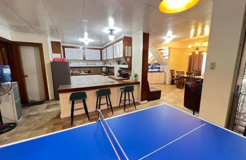 Matandang Balara Apartment | HOUSE A - Bahay Bakasyunan in New intramuros Village, Old balara Q.C