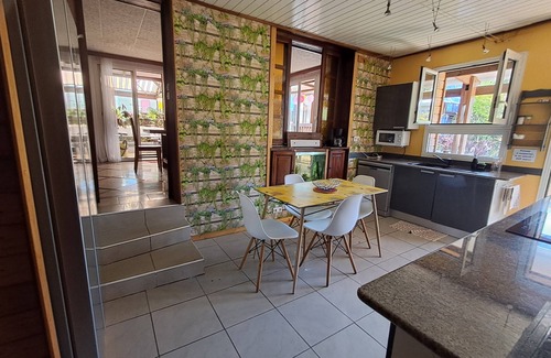 Saint-Joseph House | House at the gateway to the Wild South