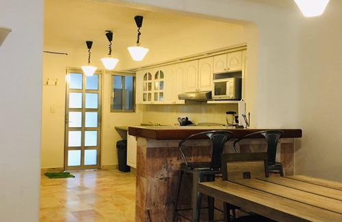 Punta Cancun Villa | House buganvilias in hotel zone Cancún, with pool