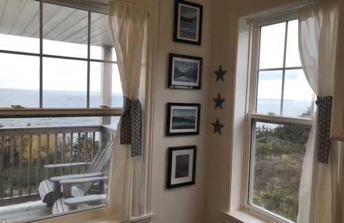 Antigonish County House | House by the sea with magnificent views in Georgeville, NS, Canada