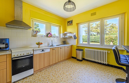 Tregunc House | house direct access to the beach, quiet location exceptional view from the terrace