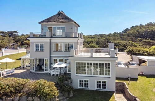 Udsholt Villa | House directly by the sea. A lovely house for the whole family.