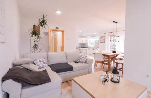 Zasip Apartment | House Eden with Mountain Views