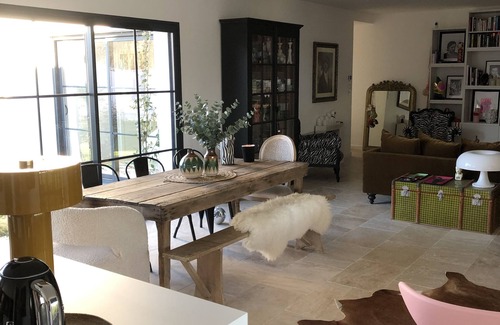Saint-Just-Luzac House | House enclosed by walls not overlooked in a quiet area near the island of Oléron