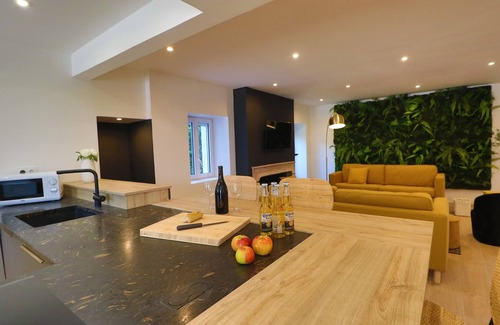 Pagny-le-Chateau House | House-Ensuite with Bath