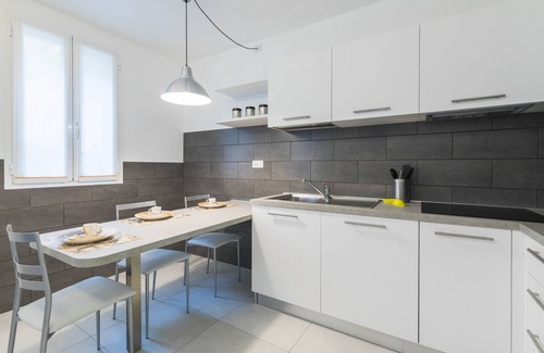 Alassio Apartment | House ESEDRA - " C " air conditioning, wifi, parking, tv led 40" - 100mt sea