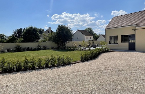 Bligny-les-Beaune House | House-Exclusive-Ensuite-Pool view