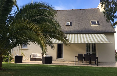Etables-sur-Mer House | House for 10 people - sea view, beach 600m away, ideal with family or friends
