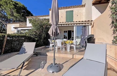 Sainte-Maxime House | House for 4 people - Sea view - Swimming pool - Air conditioning - WiFi - Near beach - Sainte Maxime