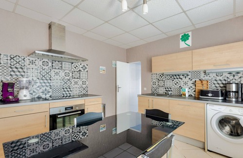 Trevou-Treguignec Ski Chalet | House for 5 people 900m from the beach