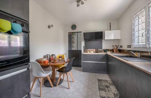 Le Pouliguen Ski Chalet | House for 7 - 750m from the marina