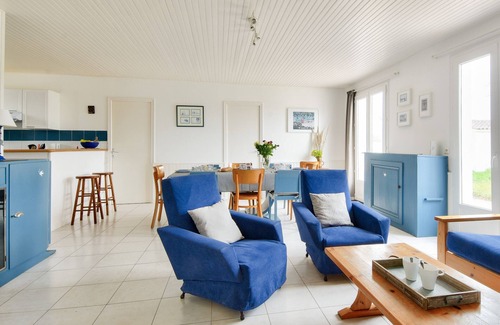 Noirmoutier-en-l'Ile Ski Chalet | House for 10 with garden in Noirmoutier