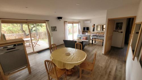 Chassiers House | House for people with reduced mobility 2 bedrooms "Ivy oaks"