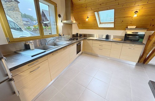 Benque-Dessous-et-Dessus House | House in the heart of the mountains, 5 minutes from Luchon and the ski slopes