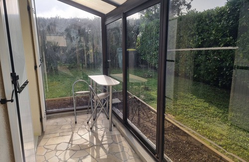 Saint-Georges-de-Didonne House | House with wooded garden, very quiet area, 20 min walk from the beach.