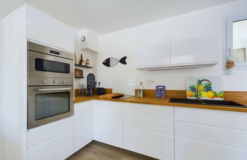 Saint-Gilles-Croix-de-Vie Ski Chalet | House for 8 with garden 600m from the beach