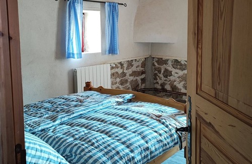 Saint-Andre-de-Majencoules House | House-Signature-Private Bathroom-River view-Le1739