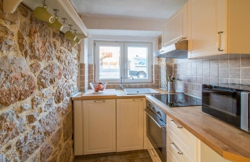 Garica House | House Frank (109671-K1) - Vrbnik - island Krk