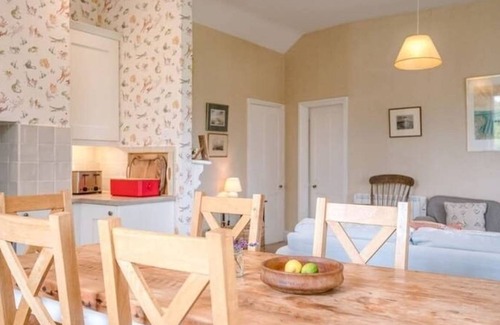 Leiston House | House ∙ 2 bedrooms ∙ 4 guests