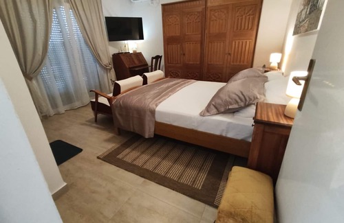 Velim House | House Heartsease (91671-K1) - Bulić