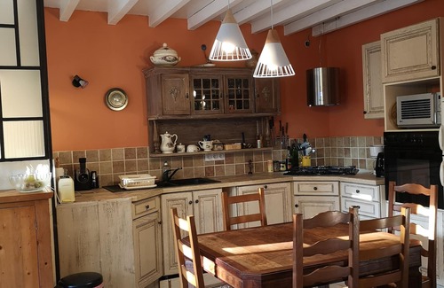 Saint-Franchy House | House in a typical village between lake and forest