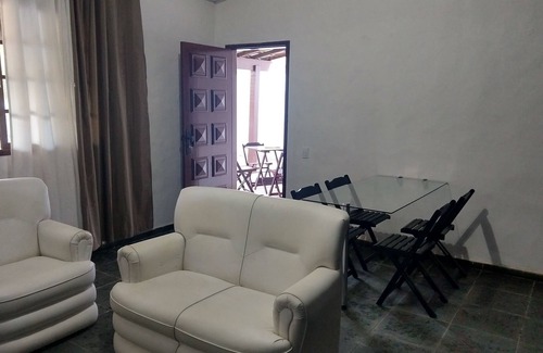 Sao Cristovao House | HOUSE IN CABO FRIO, SPACIOUS, 2 BEDROOMS NEAR THE BEACH OF DUNES AND COMMERCE.