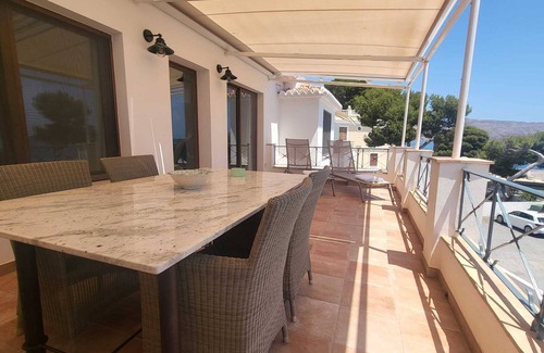 Altea House | House in Cap-Negret 36-1º Altea. 1st line of beach, Cala del Soio.