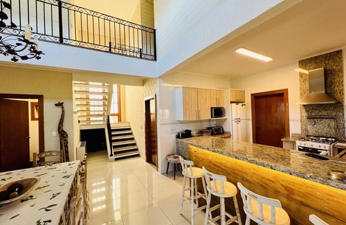 Campos do Jordao Cottage | House in Condominium with Heated Pool, Playground, Hydro, Jacuzzi and Beautiful View.