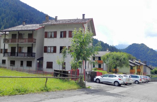 Piazzatorre House | House in Italian Orobian Alps (Sky resort)