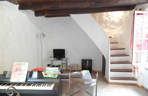 Olargues House | House in Medieval Village with Wi-Fi