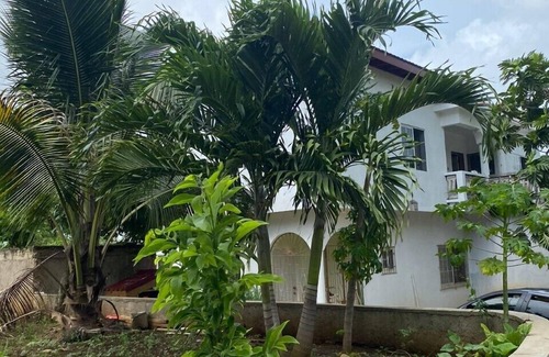 Negril House | House in quite Neighbourhood