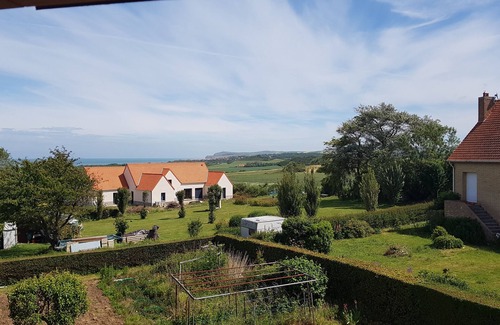 Tardinghen House | House in the heart of the village of tardinghen site des 2 caps