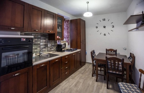 Itala Apartment | House in the mountains near the sea