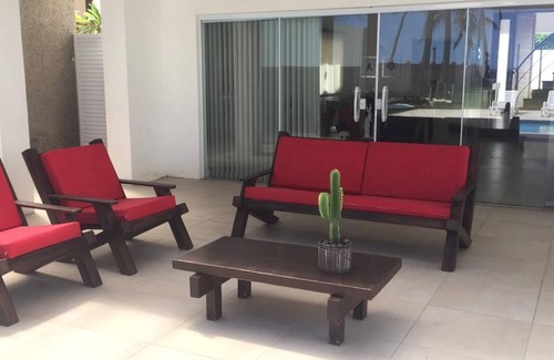 Vilas do Atlantico House | House in Vilas do Atlantico