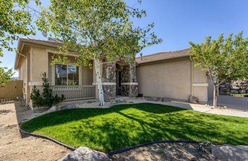 Reno House | House located in a Guard Gated Community of Arrowcreek