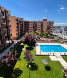 Rejas Apartment | House Madrid Suite Aeropuerto, IFEMA, Metropolitano