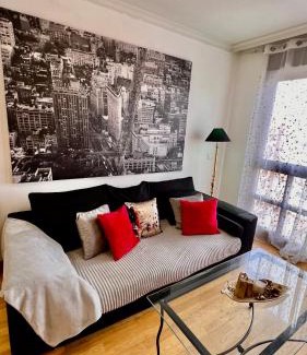Rejas Apartment | House Madrid Suite Aeropuerto, IFEMA, Metropolitano