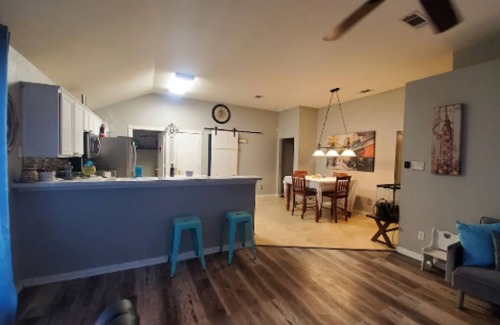 Dallas House | House near AT&T Stadium, Globe Life, 6Flags, more!