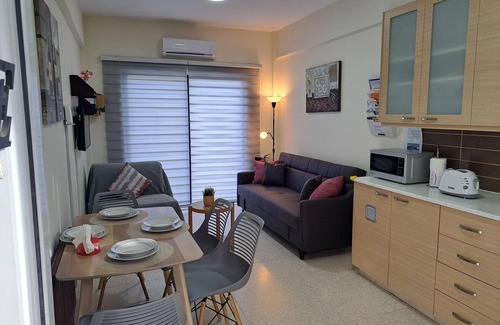 Pervolia Apartment | HOUSE NEAR THE BEACH (MILITSA 🌺 ANGELIKI)n ❤️OUR LITTLE PARADISE❤️🌺 🌺 🇨🇾