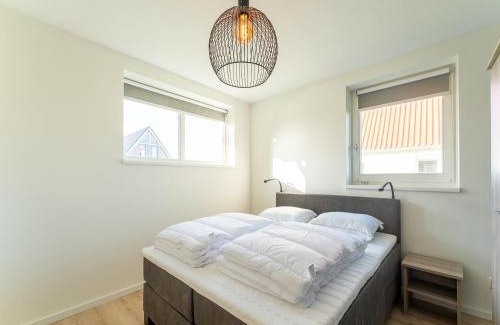 Scherpenisse House | House near Scherpenisse Beach with Garden, cleaning included