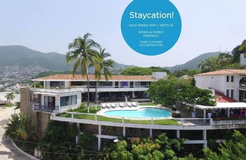 Villas Condesa House | House near the costera with incredible ocean view