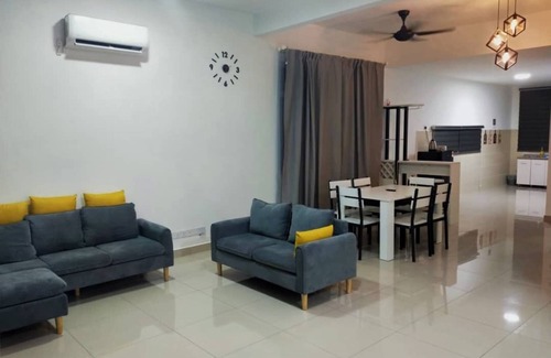 Bandar Penawar House | house near to beachs