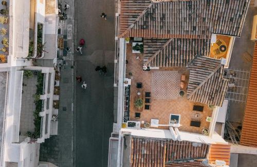 Plaka Apartment | House of Andele