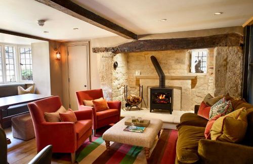 Broadway Hotel | House of George W Davies