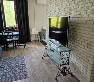 Chisinau Apartment | House of Westeros - KingsLanding