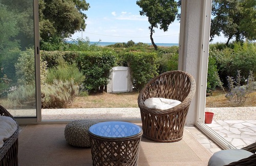 Saint-Pierre-d'Oleron House | House on a listed site, sea view, 500 m from the port and shops.