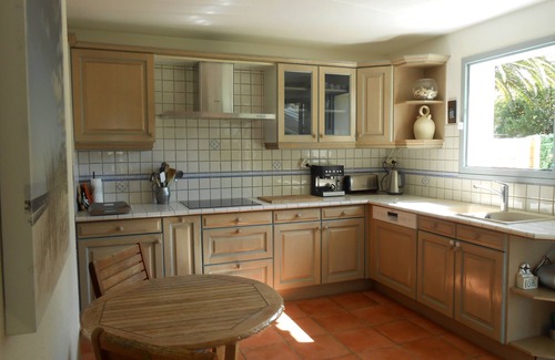 Sainte-Marie-Plage Villa | HOUSE ON BEACH, POOL, GARDEN , WIFI.