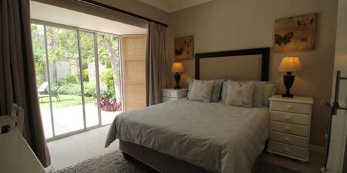 Windhoek Bed & Breakfast | House on Olof Palme